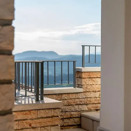 Apartment La Terrazza In Lessinia, Verona Cerro Veronese